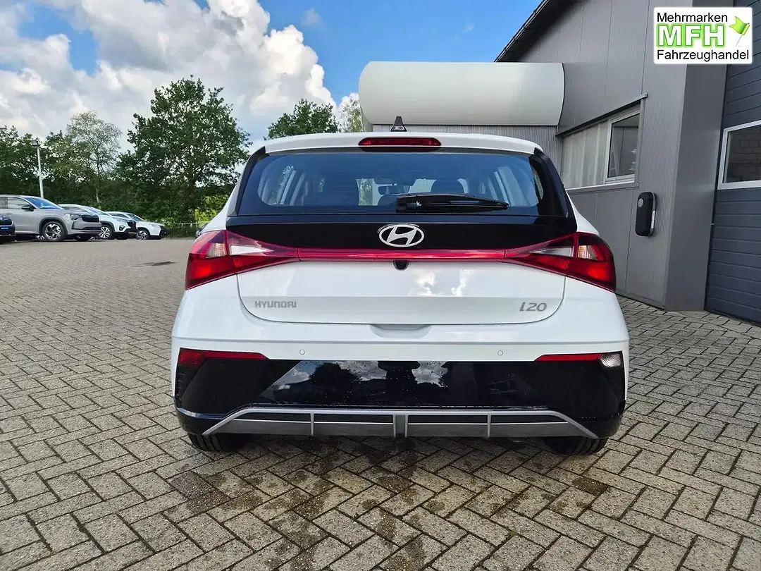 Hyundai i20 - Thumbnail 4