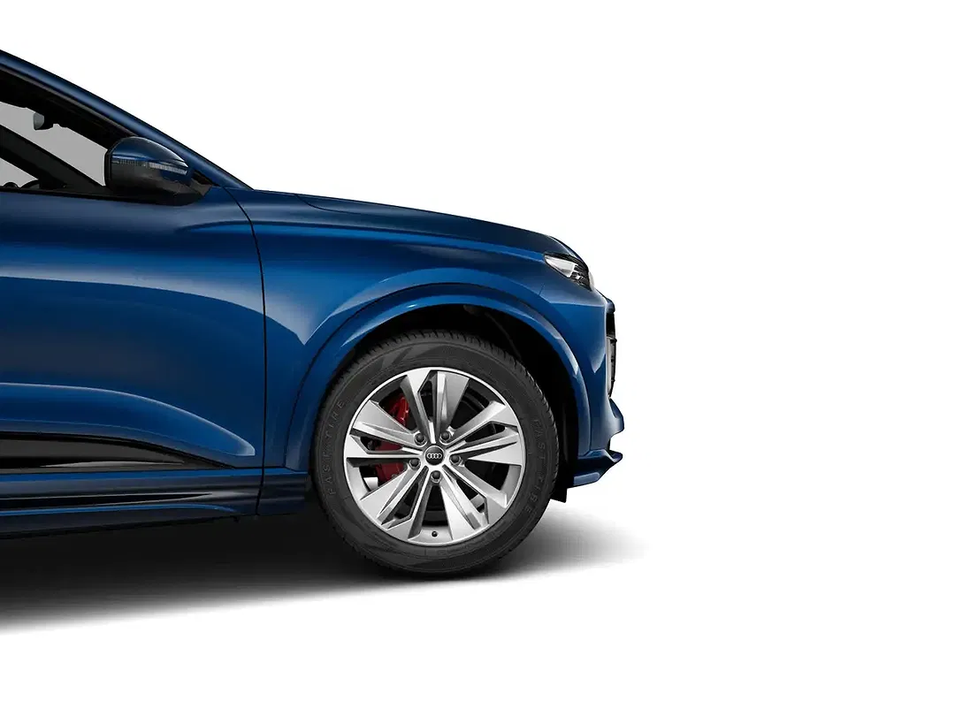 Audi Q6 e-tron - Thumbnail 3