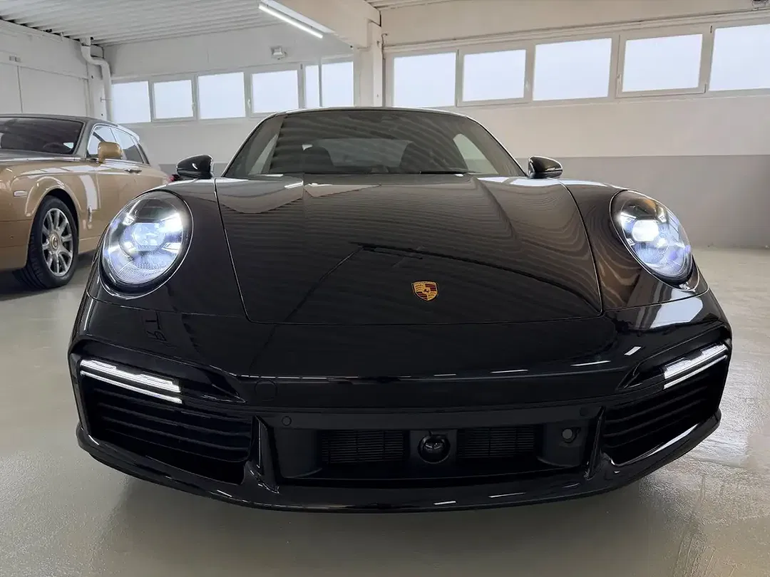 Porsche 911 Turbo S - foto 1