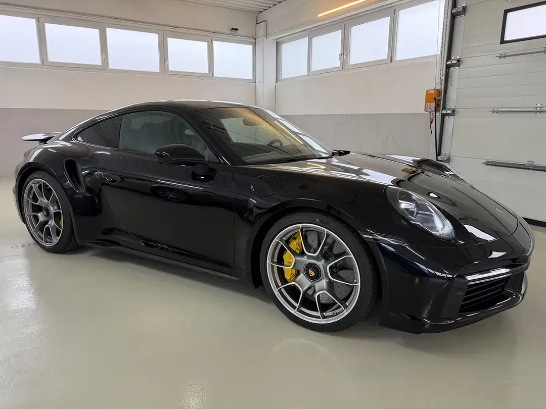 Porsche 911 - Thumbnail 3