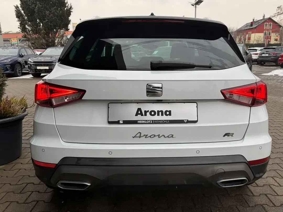 SEAT Arona - Thumbnail 3