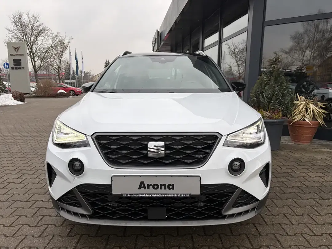 SEAT Arona - Thumbnail 9