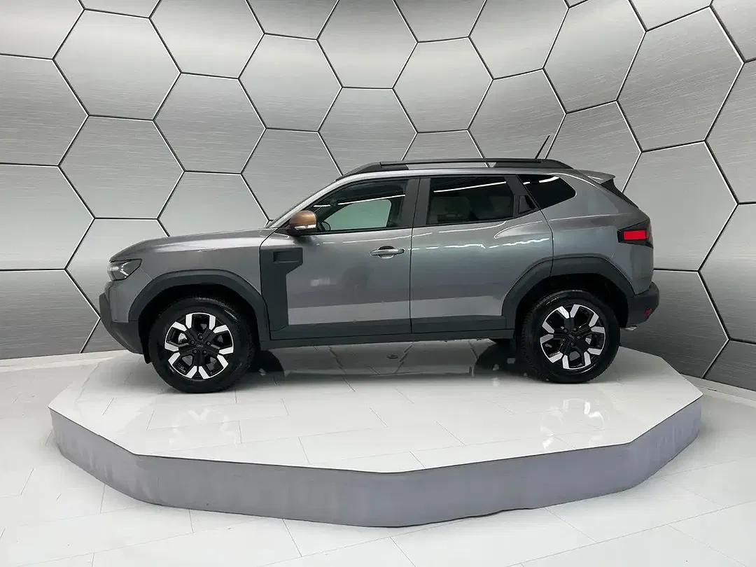 Dacia Duster - Thumbnail 3