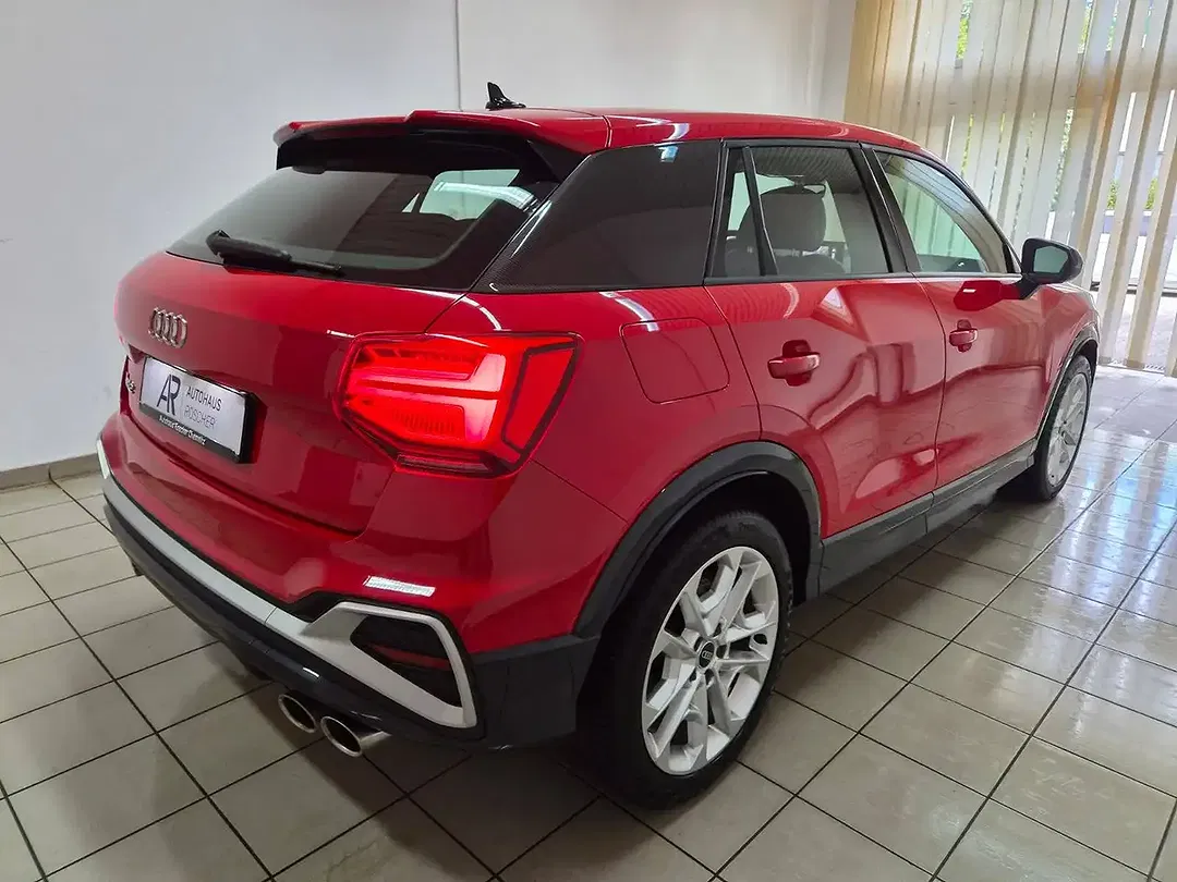 Audi SQ2 - Thumbnail 3