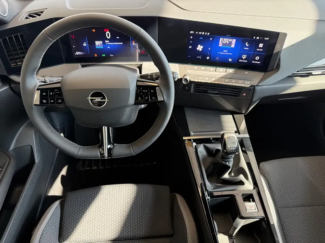 Opel Astra - Thumbnail 13
