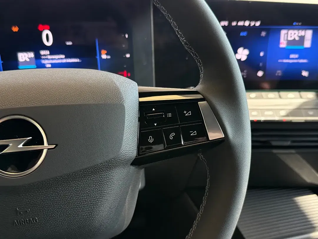 Opel Astra - Thumbnail 16