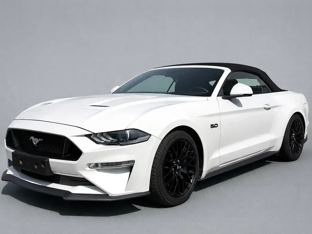 Ford Mustang - Thumbnail 3