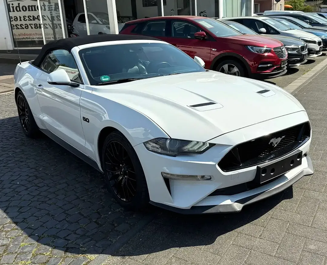 Ford Mustang - Thumbnail 7