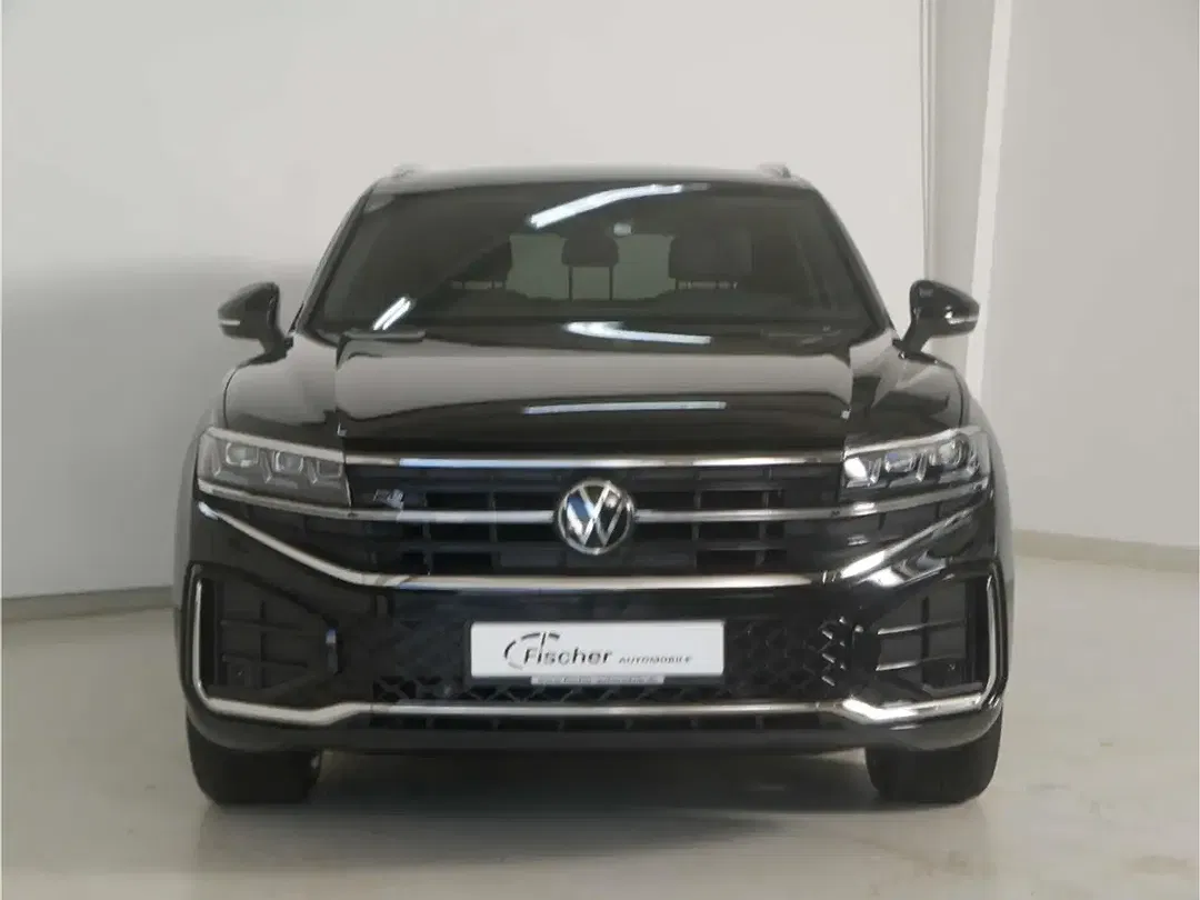 Volkswagen Touareg - Thumbnail 2