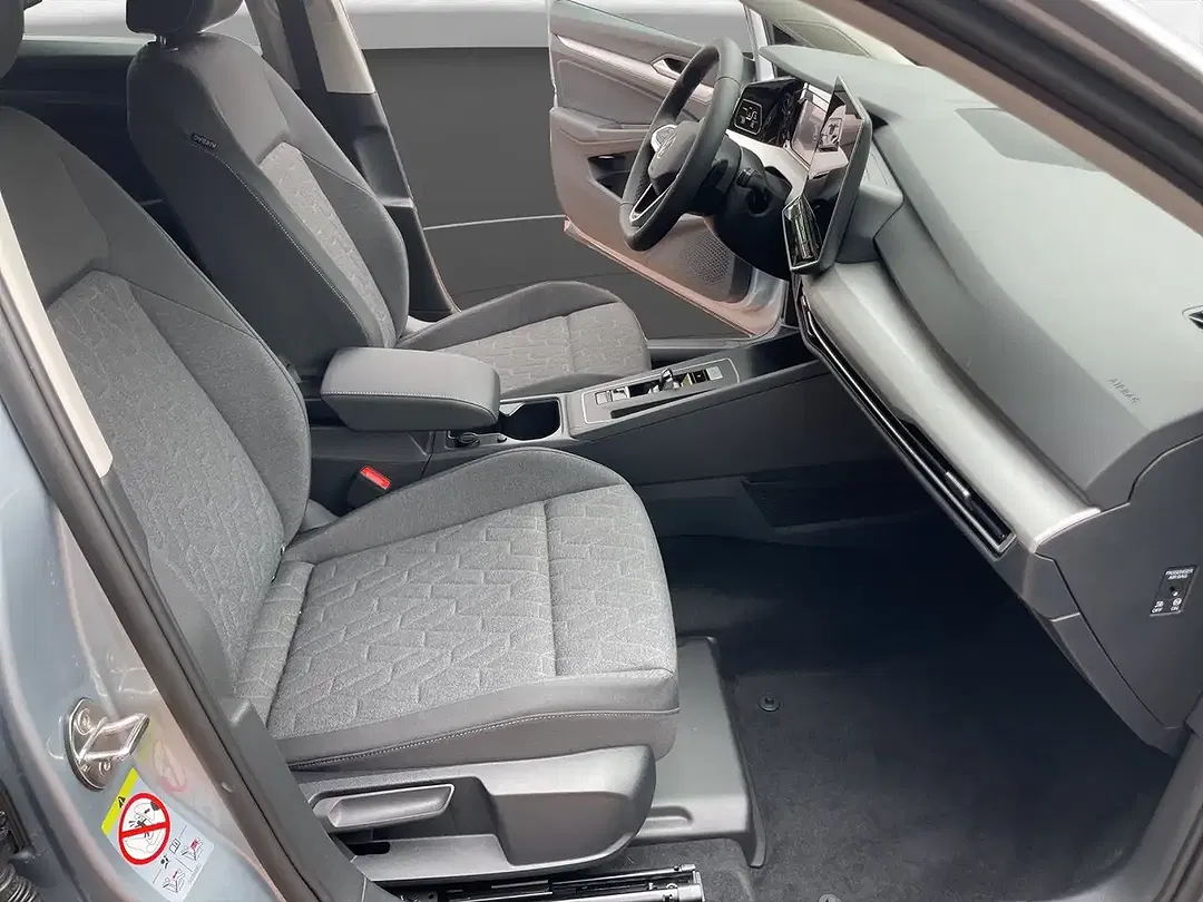 Volkswagen Golf - Thumbnail 5