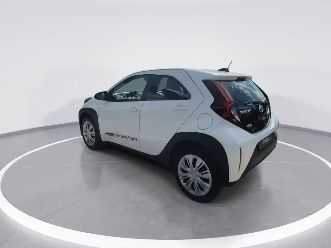 Toyota Aygo X - Thumbnail 6