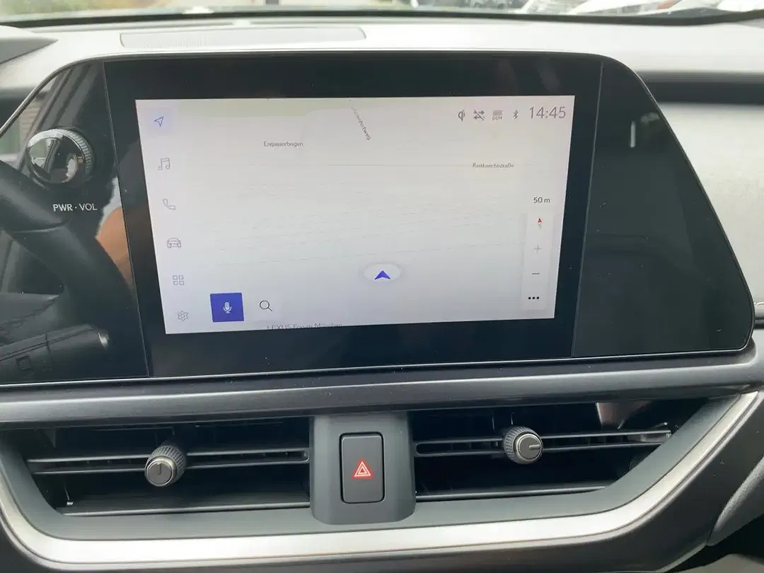 Lexus UX 250h - Thumbnail 14