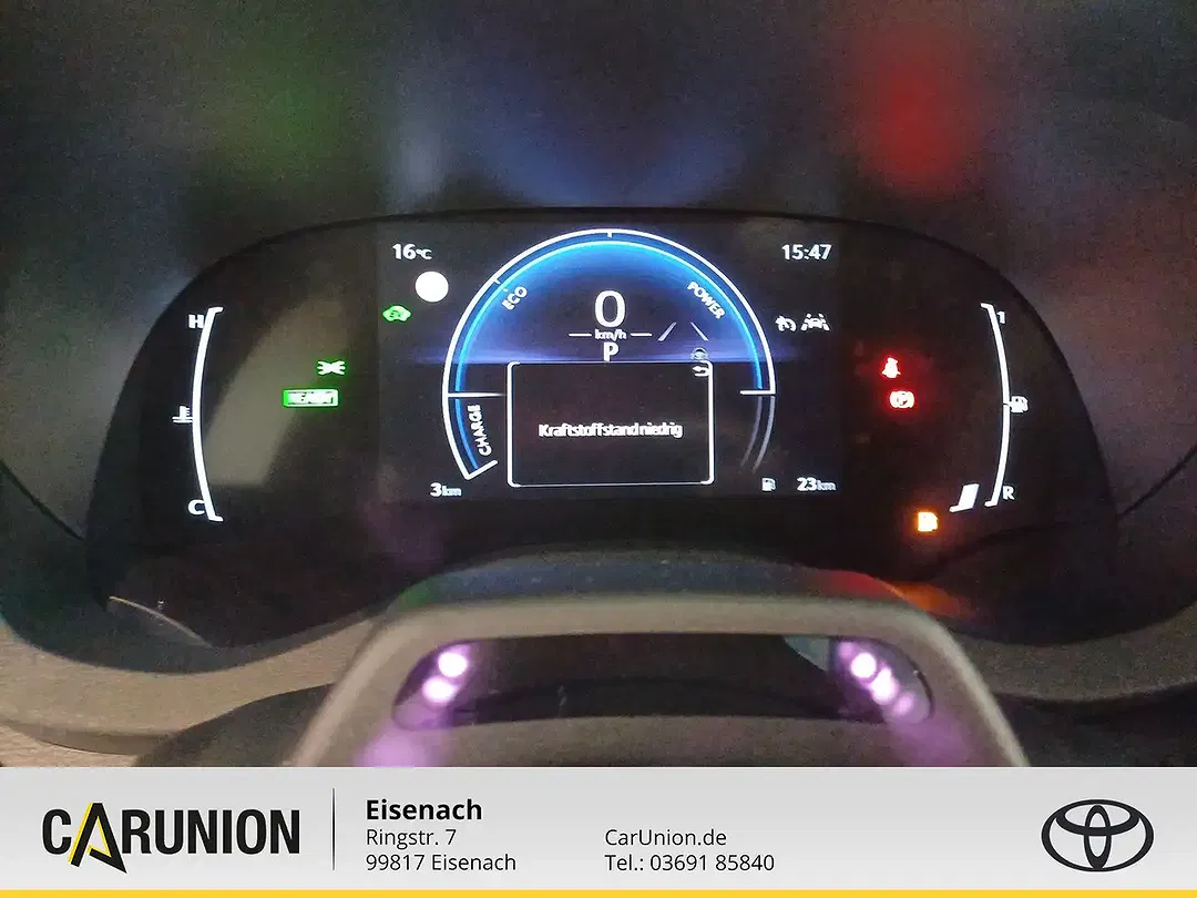 Toyota Yaris Cross - Thumbnail 10