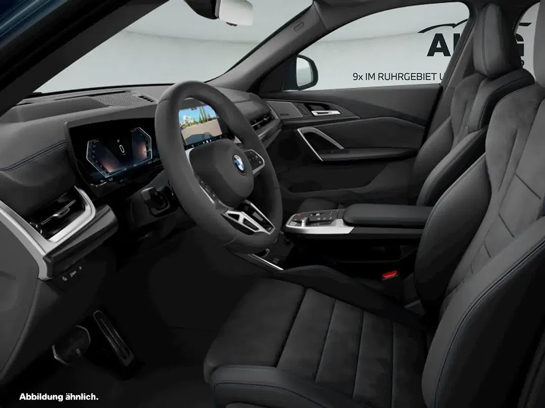 BMW X2 - Thumbnail 3