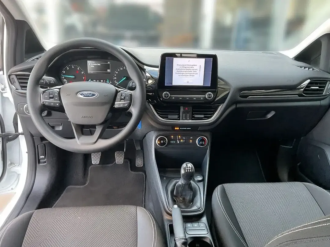 Ford Fiesta - Thumbnail 10