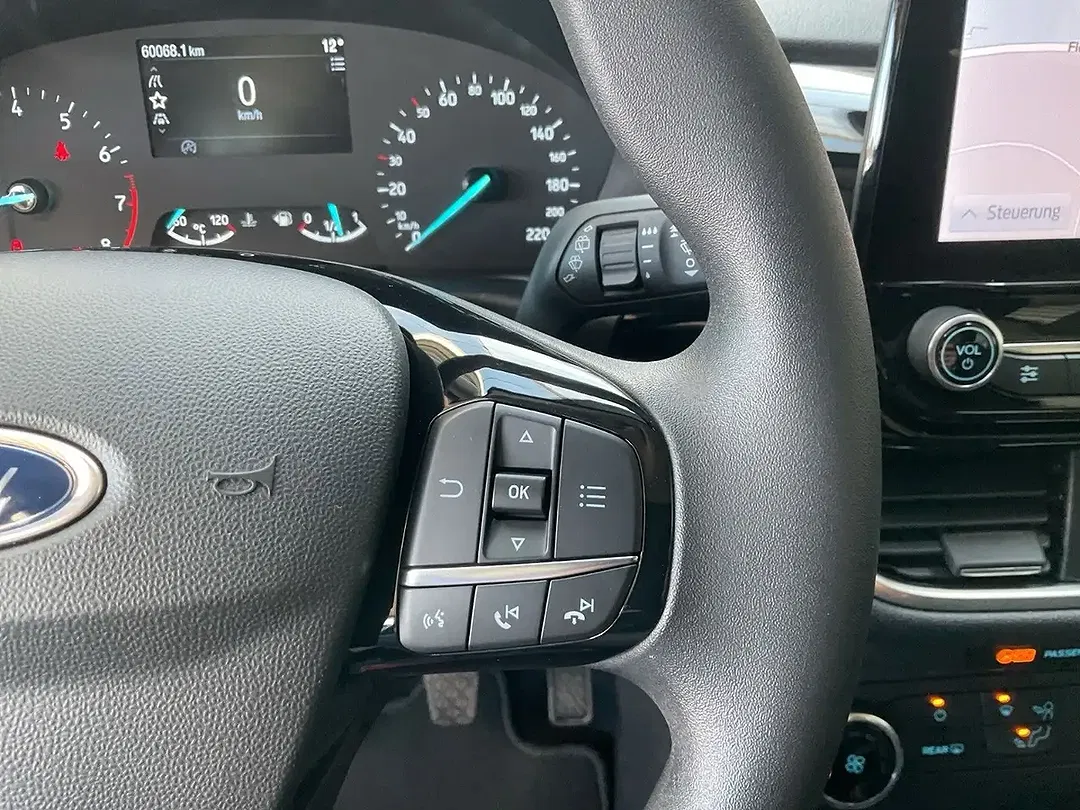 Ford Fiesta - Thumbnail 14