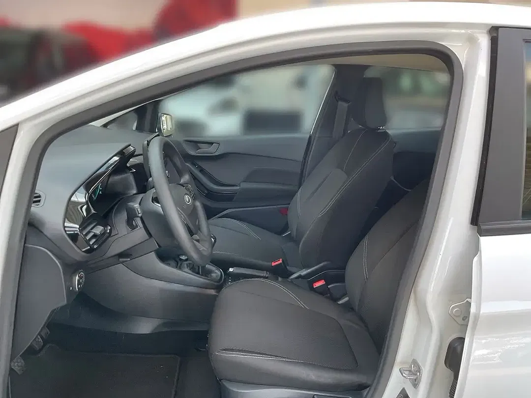 Ford Fiesta - Thumbnail 7
