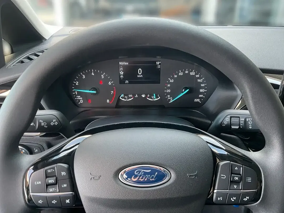 Ford Fiesta - Thumbnail 8