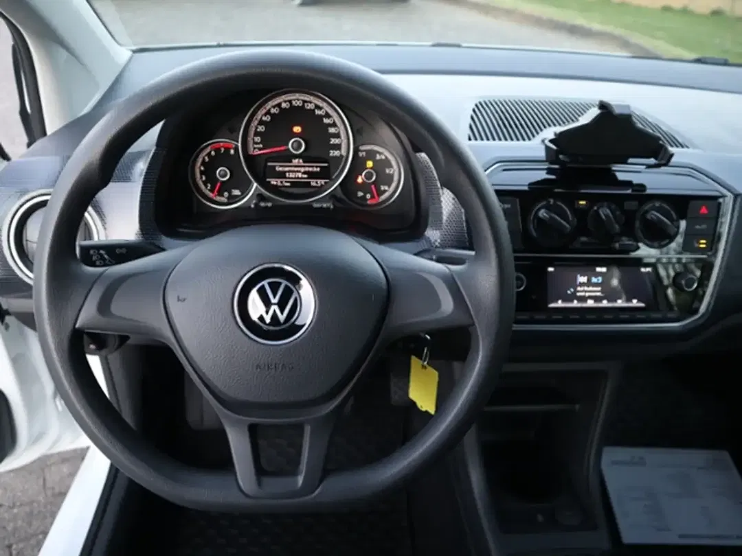 Volkswagen up! - Thumbnail 12