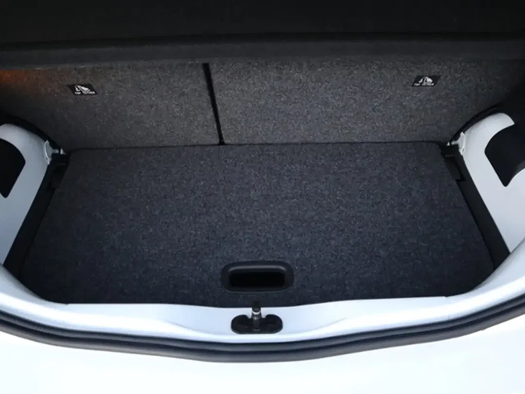 Volkswagen up! - Thumbnail 7