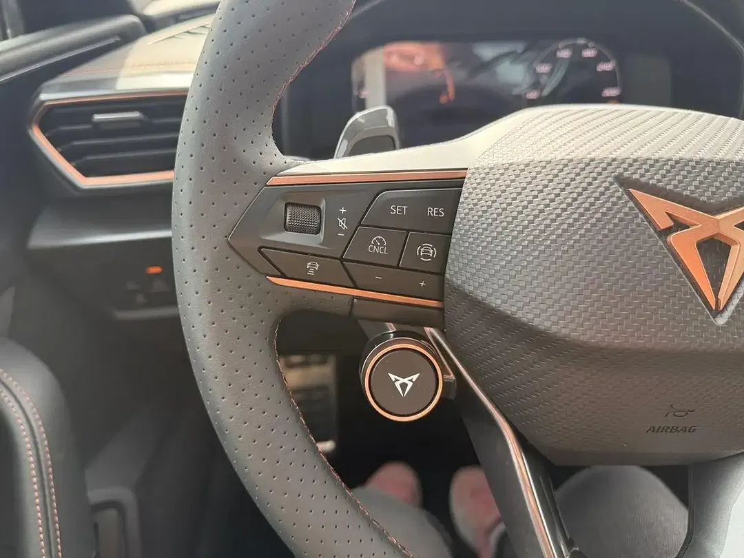 CUPRA Leon - Thumbnail 15