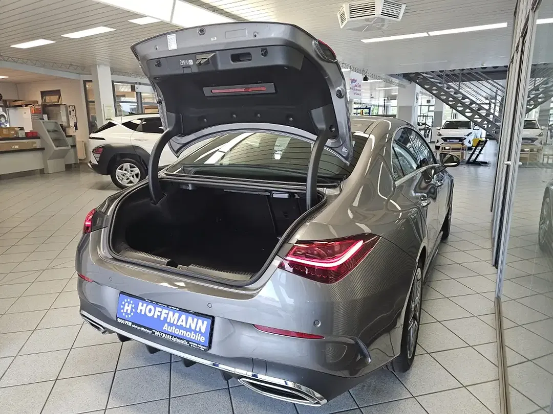 Mercedes-Benz CLA 200 - Thumbnail 2