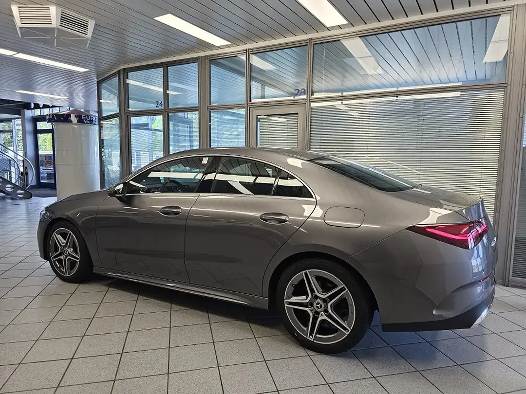 Mercedes-Benz CLA 200 - Thumbnail 33