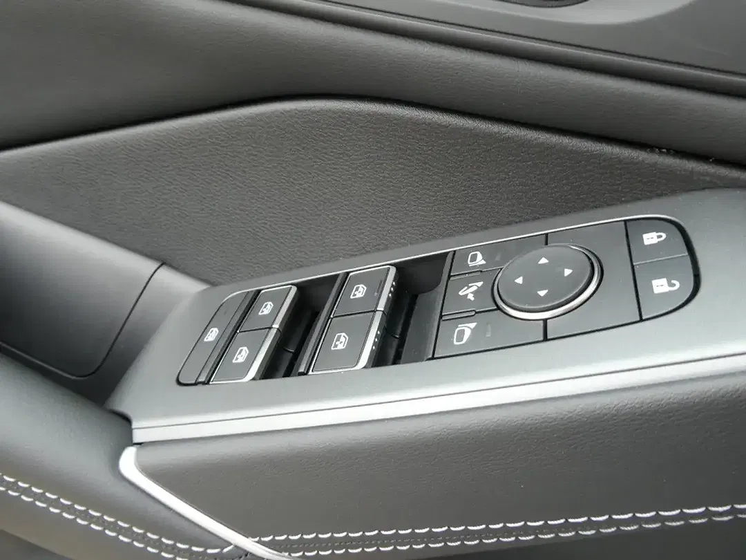 Nissan Qashqai - Thumbnail 13
