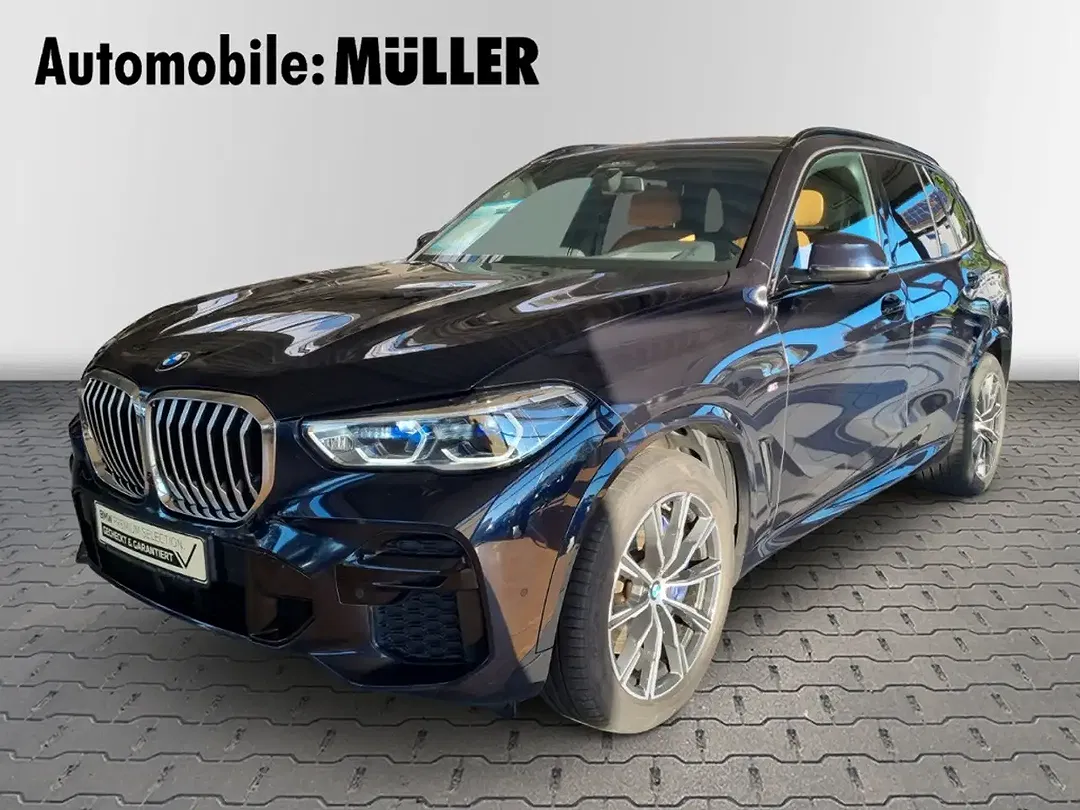 BMW X5 - Thumbnail 1