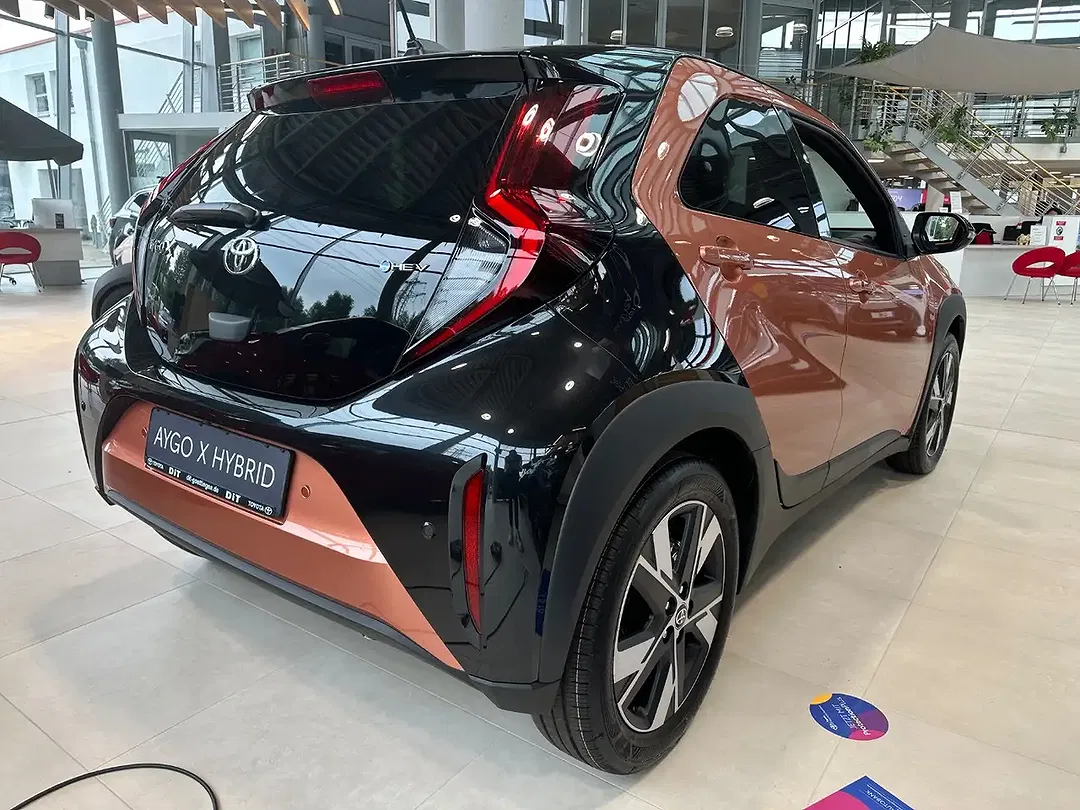 Toyota Aygo - Thumbnail 6