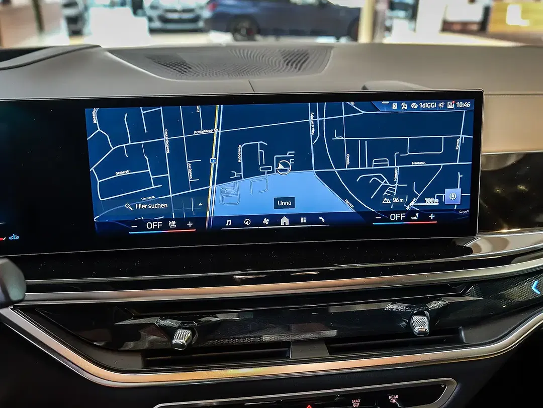 BMW X7 - Thumbnail 8