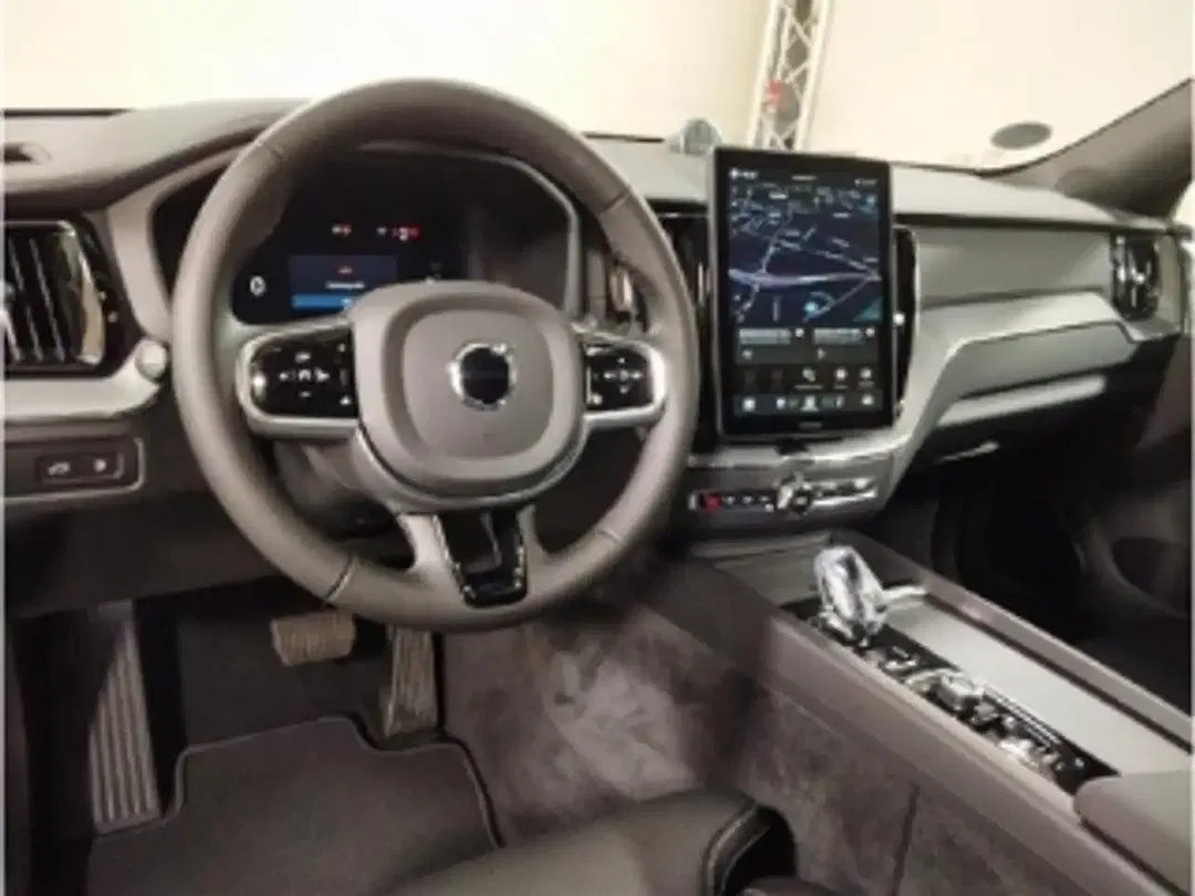 Volvo XC60 - Thumbnail 13
