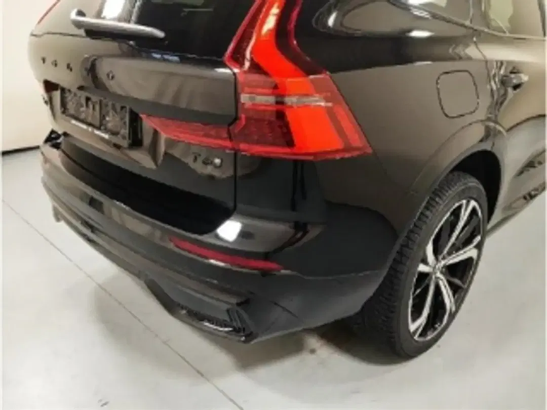 Volvo XC60 - Thumbnail 4