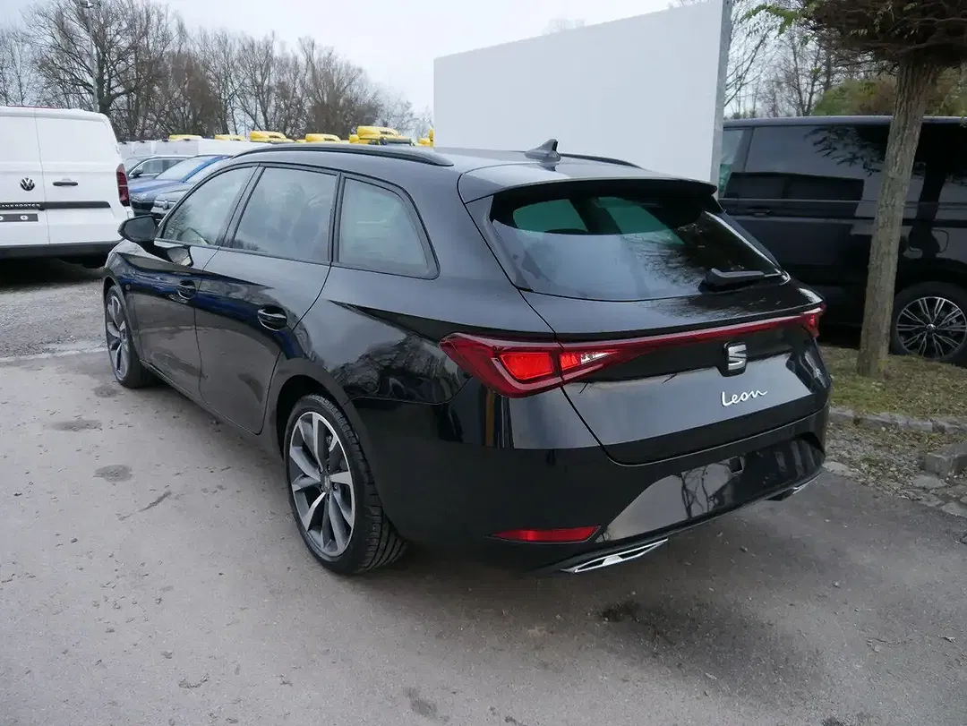 SEAT Leon - Thumbnail 6