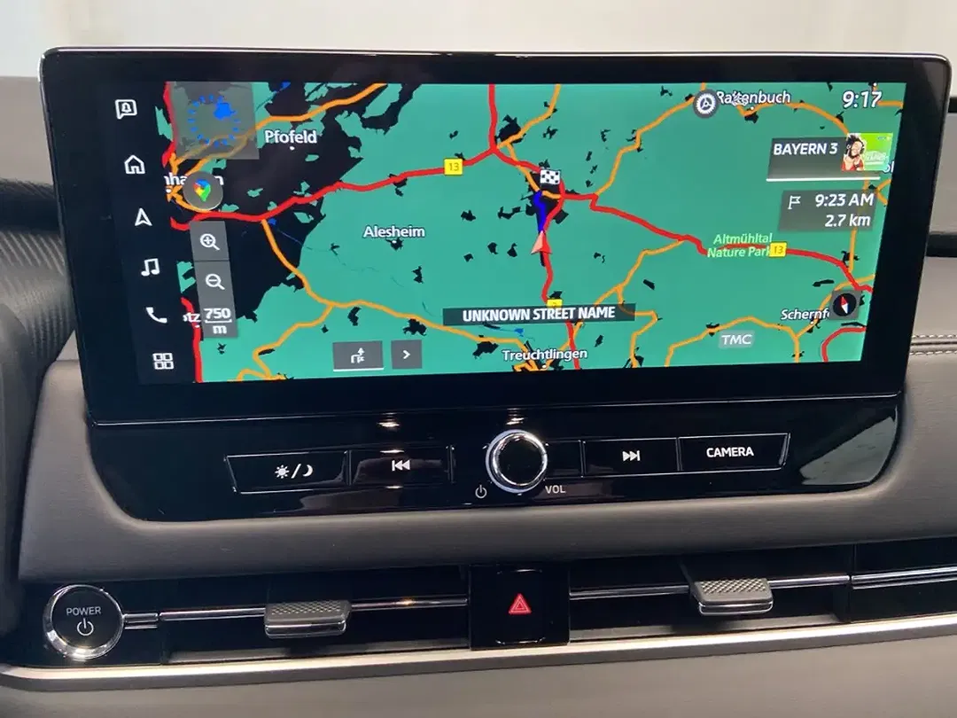 Mitsubishi Outlander - Thumbnail 12