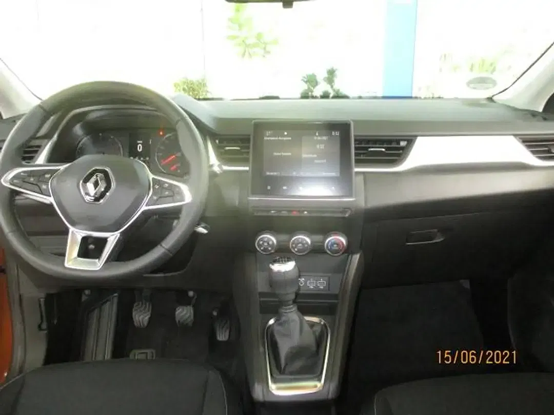 Renault Captur - Thumbnail 4