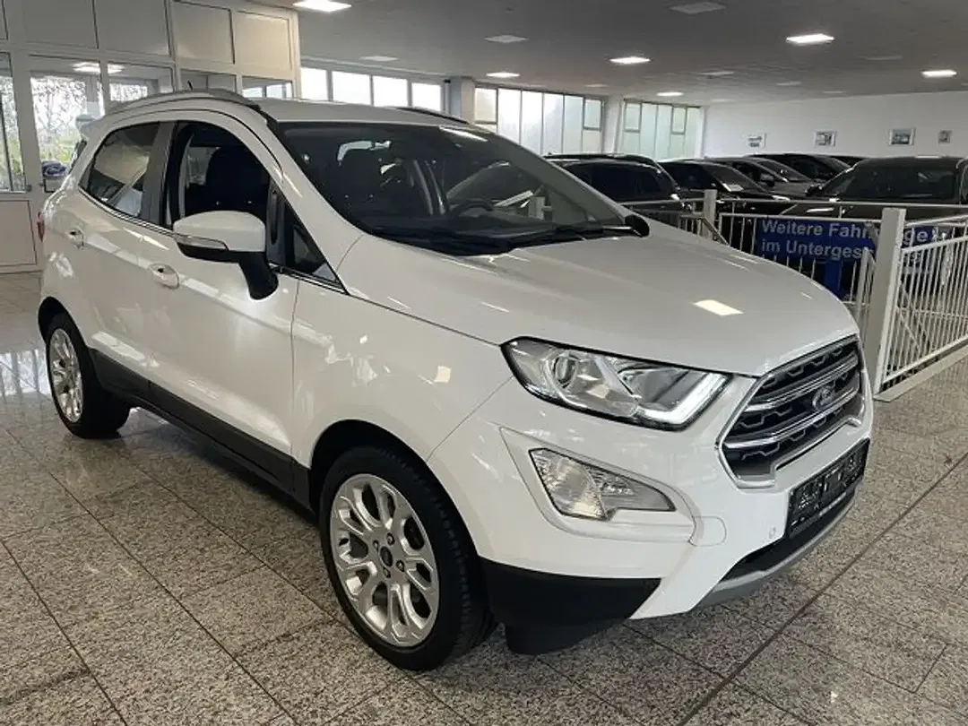 Ford EcoSport - Thumbnail 3