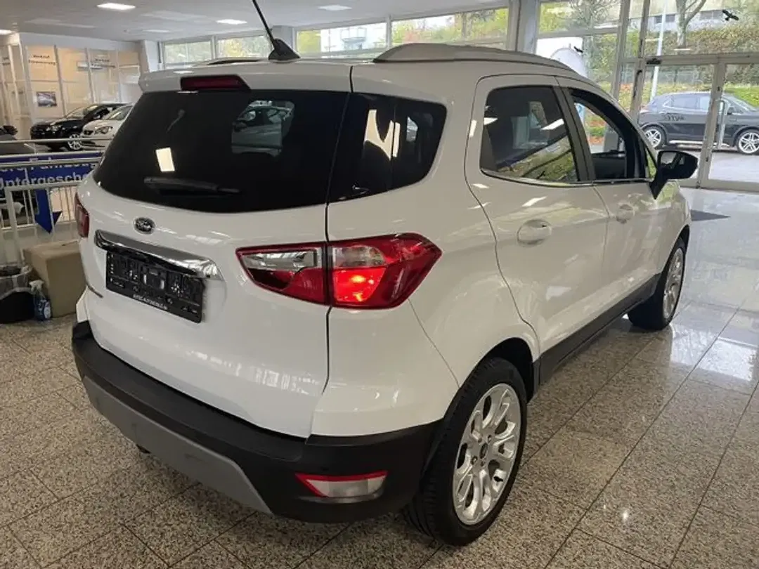 Ford EcoSport - Thumbnail 6