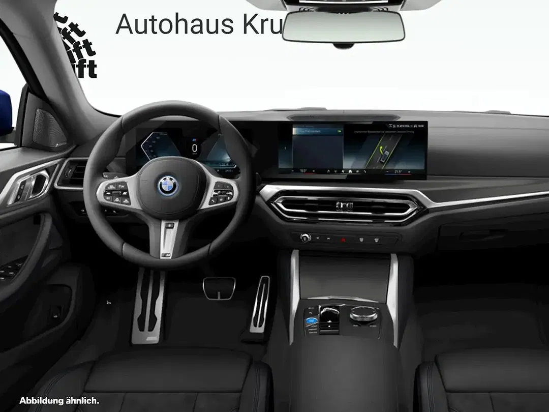 BMW i4 - Thumbnail 5