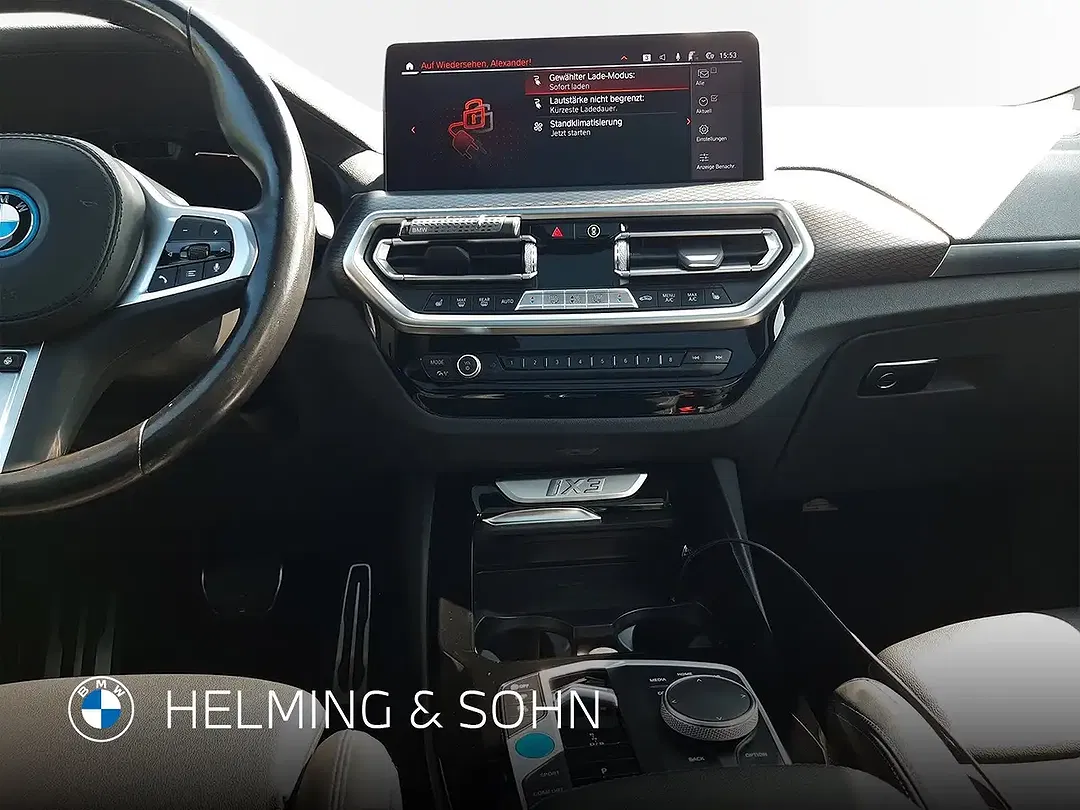 BMW iX3 - Thumbnail 11
