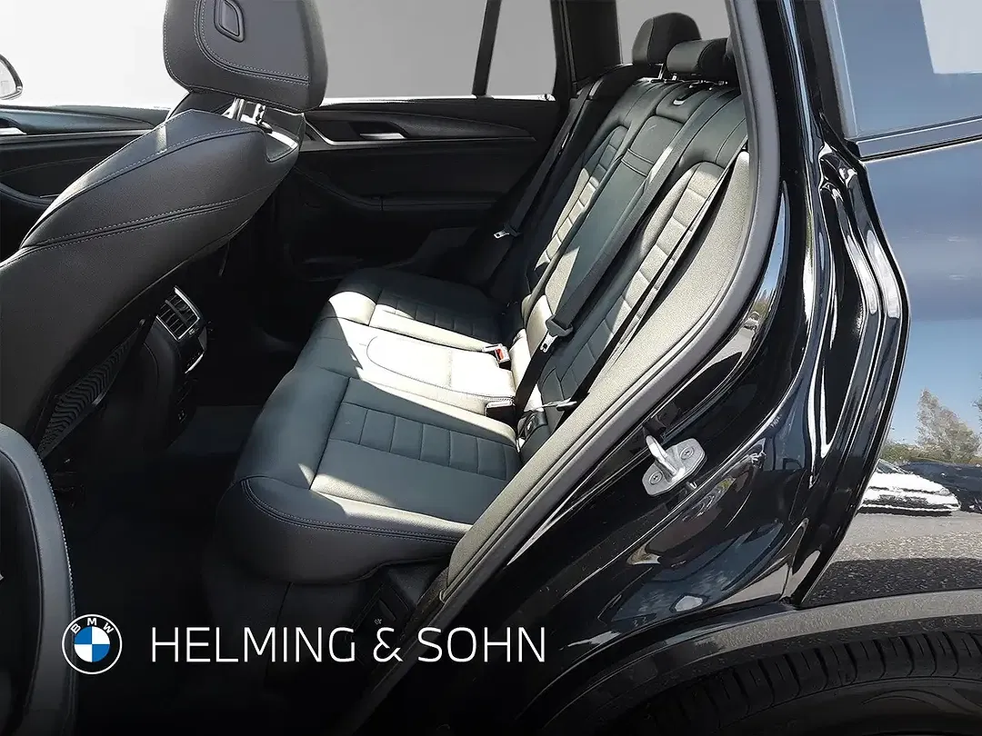 BMW iX3 - Thumbnail 14