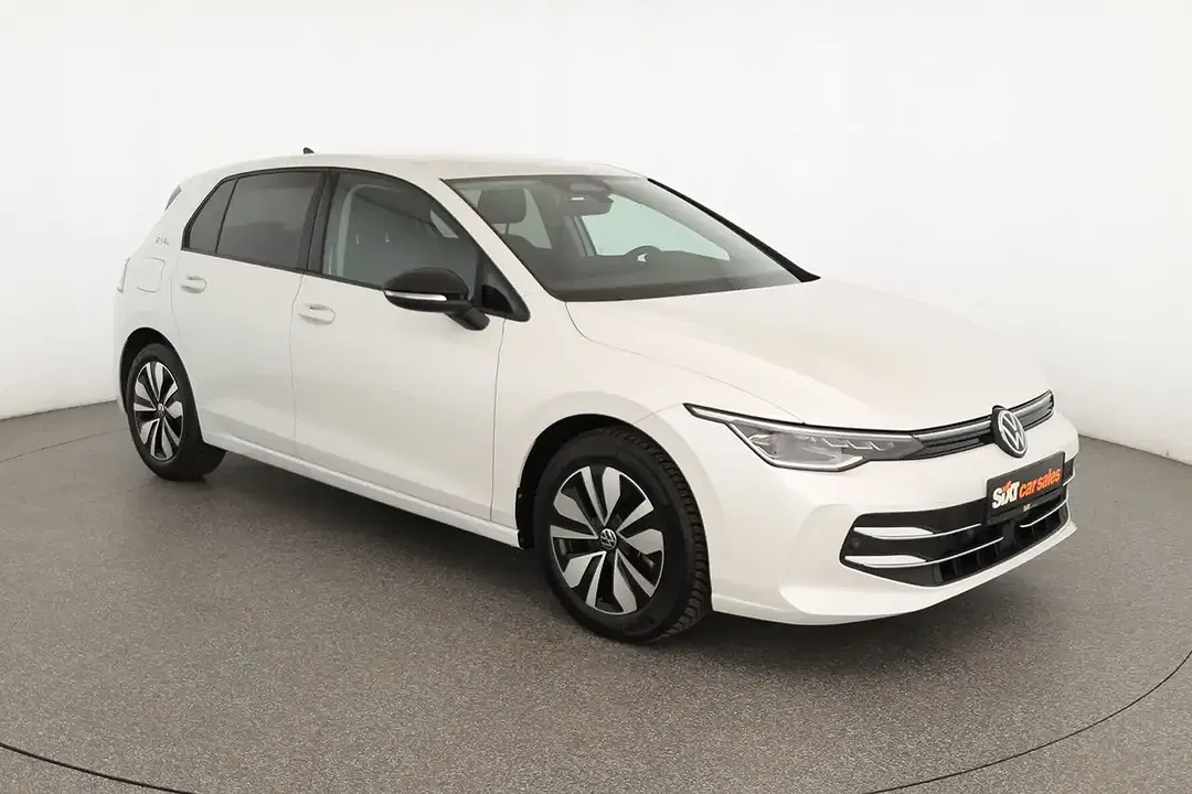 Volkswagen Golf - Thumbnail 2
