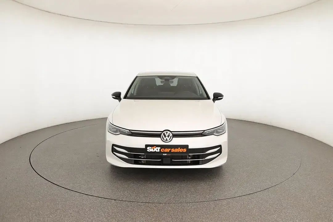 Volkswagen Golf - Thumbnail 3