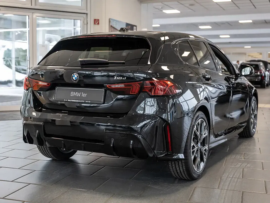BMW 118 - Thumbnail 6