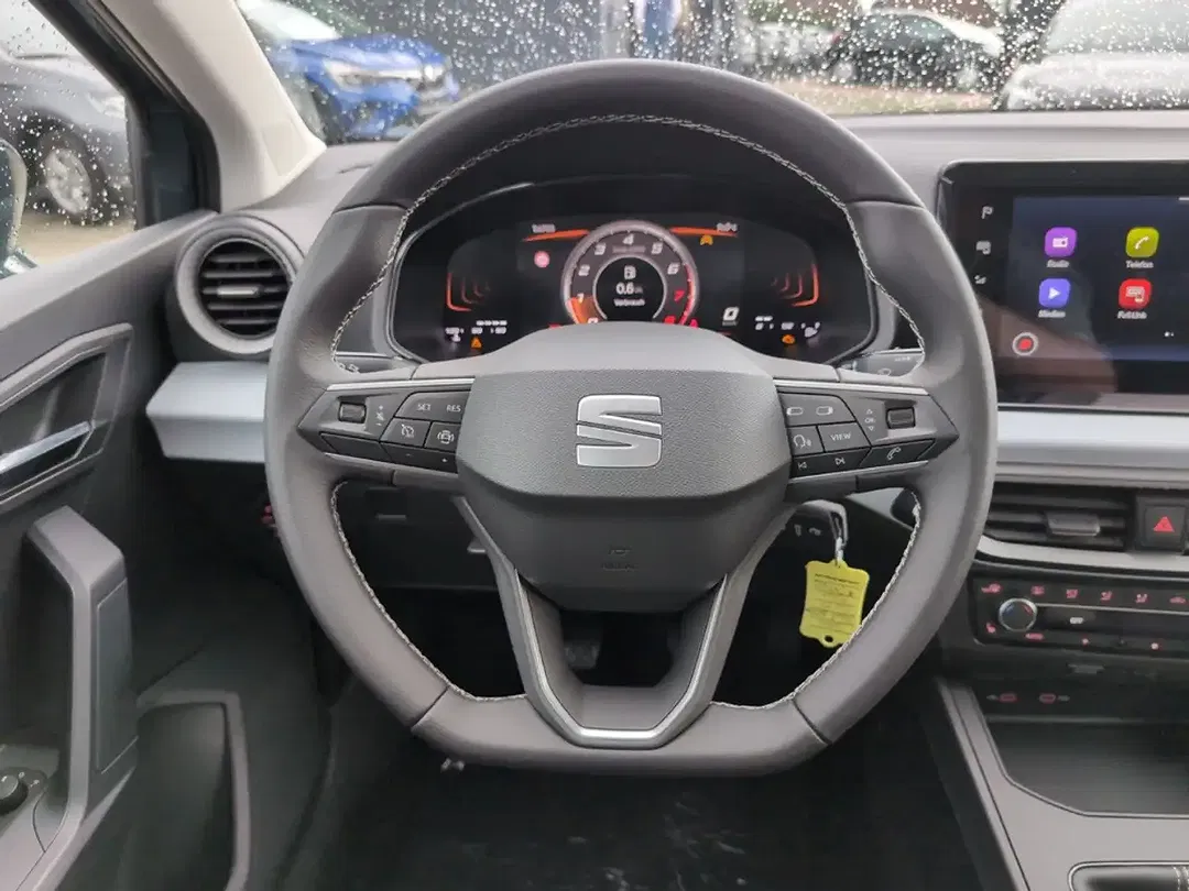 SEAT Ibiza - Thumbnail 12