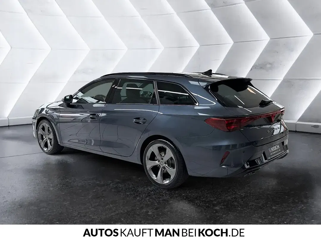 CUPRA Leon - Thumbnail 2