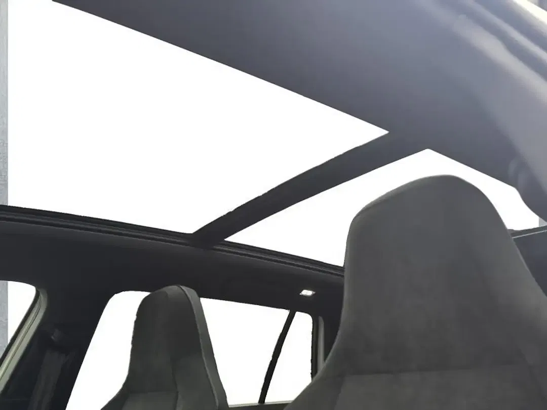 Volkswagen Golf - Thumbnail 3