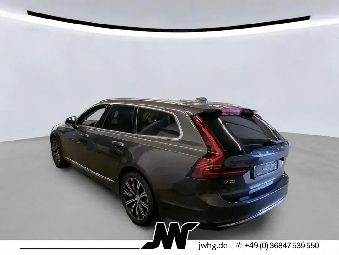 Volvo V90 - Thumbnail 3