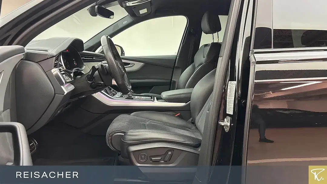 Audi Q7 - Thumbnail 4