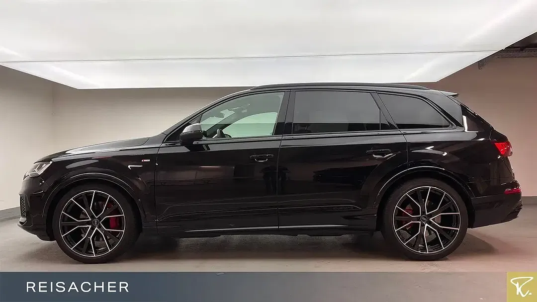 Audi Q7 - Thumbnail 9